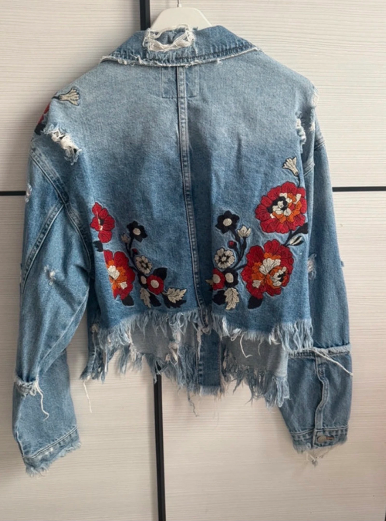 Embroidered floral Trafaluc Zara S denim jacket – photo 4